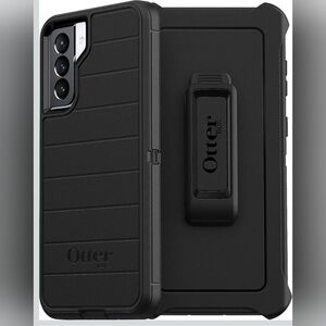OtterBox Defender Series Black Case With Belt Clip For Samsung Galaxy S21 5G